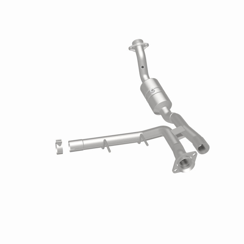 MagnaFlow Ford F-150 OEM Grade Federal / EPA Compliant Direct-Fit Catalytic Converter 52592 360 Degree Image Set