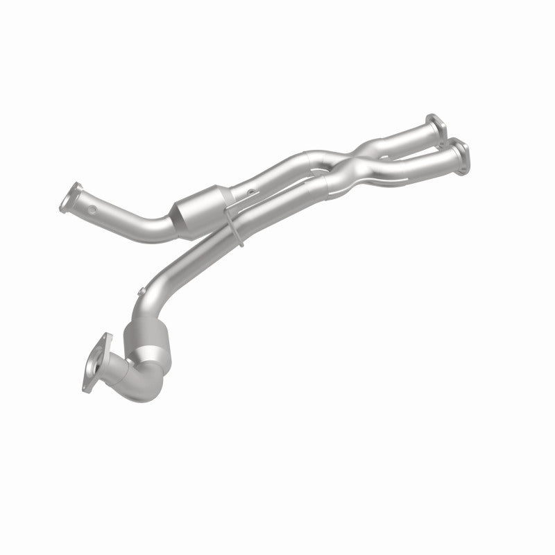 MagnaFlow Jeep Grand Cherokee OEM Grade Federal / EPA Compliant Direct-Fit Catalytic Converter 49046 360 Degree Image Set