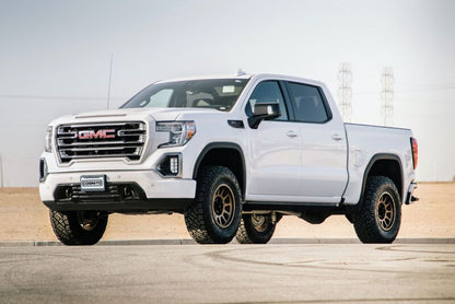Cognito 19-24 Chevy/GMC Silverado/Sierra 1500 2WD/4WD 3in Standard Leveling Lift Kit 110-90797 110-90797 Photo - lifestyle view