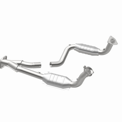 MagnaFlow Chevrolet SSR California Grade CARB Compliant Direct-Fit Catalytic Converter 4451640 360 Degree Image Set