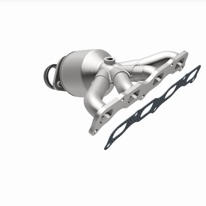 Magnaflow 2016 Mitsubishi Outlander Manifold 2.4L Direct Fit Catalytic Converter 290103 290103 360 Degree Image Set