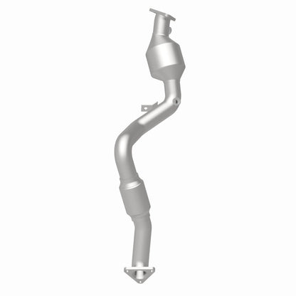 MagnaFlow OEM Grade Federal / EPA Compliant Direct-Fit Catalytic Converter 52586 360 Degree Image Set