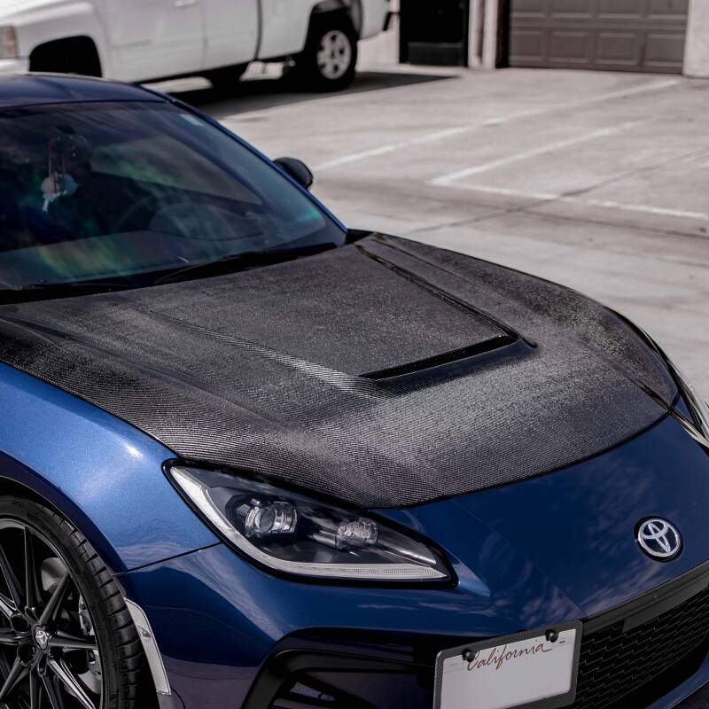 Seibon 2022 Toyota GR86/Subaru BRZ Carbon Fiber Hood HD22TY86-VS User 1