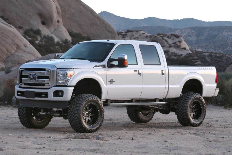 Fabtech 10" 4 Link System w/Dirt Logic 4.0 Coilovers & Rear Dirt Logic Shock K2152DL Photo - lifestyle view