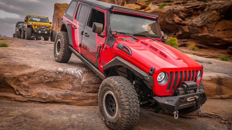 DV8 Offroad 18+ Jeep JL Heat Dispersion Hood - Primer Black HDMBJL-01 HDMBJL-01 Photo - Mounted