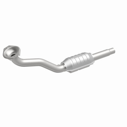 MagnaFlow Volkswagen Standard Grade Federal / EPA Compliant Direct-Fit Catalytic Converter 22923 360 Degree Image Set