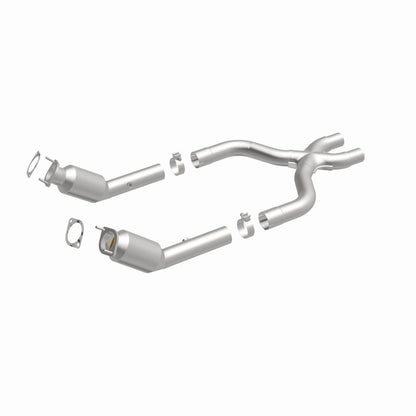 MagnaFlow Ford Mustang California Grade CARB Compliant Direct-Fit Catalytic Converter 5561976 360 Degree Image Set