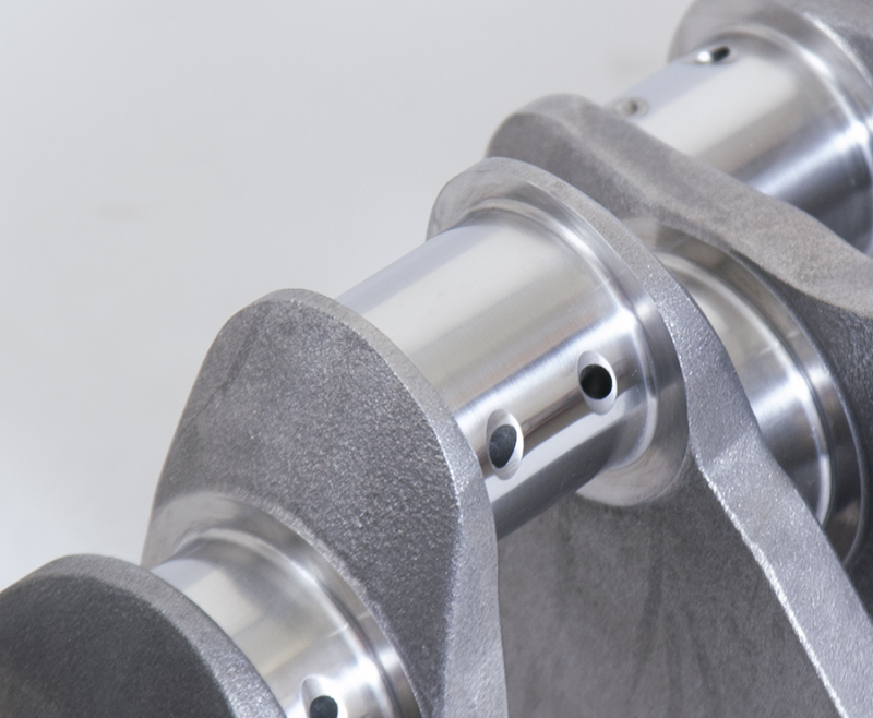 Eagle Cast Crankshaft: Chevrolet, 305/350, 2pc rear seal (each) 103503480 Photo - Close Up