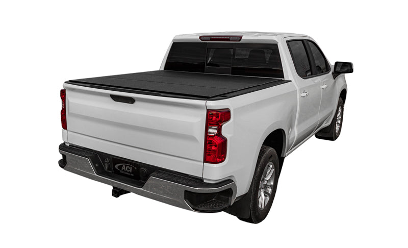 Access LOMAX Tri-Fold Cover Black Urethane Finish 2020 Jeep Gladiator - 5ft Bed (w/ Trail Rail) B3070029 B3070029 Photo - Primary