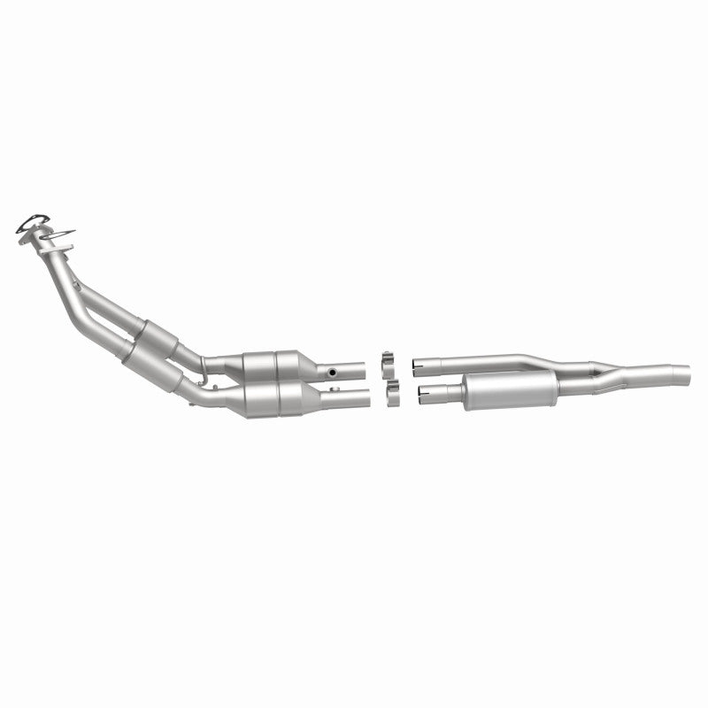 MagnaFlow Audi TT Quattro OEM Grade Federal / EPA Compliant Direct-Fit Catalytic Converter 49716 360 Degree Image Set