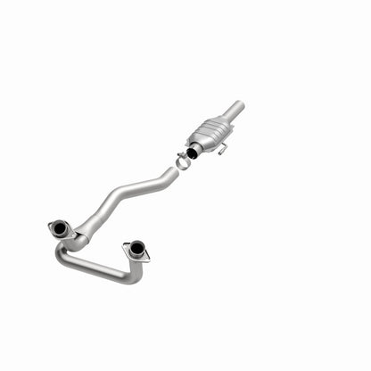 MagnaFlow Ford Standard Grade Federal / EPA Compliant Direct-Fit Catalytic Converter 93314 360 Degree Image Set
