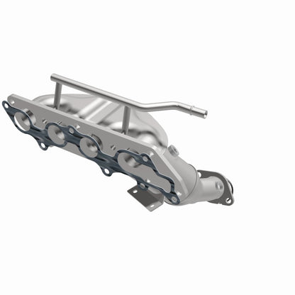 MagnaFlow Ford Focus HM Grade Federal / EPA Compliant Manifold Catalytic Converter 50340 360 Degree Image Set