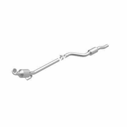 MagnaFlow Mercedes-Benz GLK350 OEM Grade Federal / EPA Compliant Direct-Fit Catalytic Converter 21-440 360 Degree Image Set