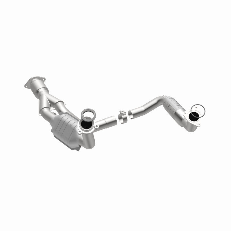 MagnaFlow HM Grade Federal / EPA Compliant Direct-Fit Catalytic Converter 93496 360 Degree Image Set
