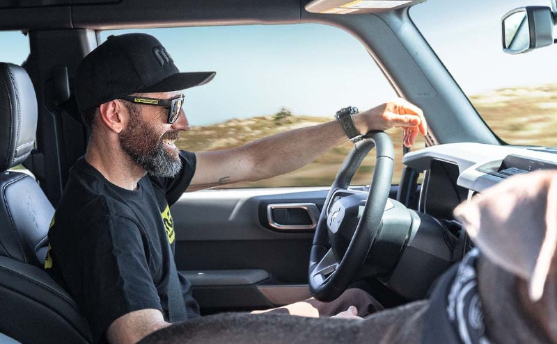 MagnaFlow 5" X 8" Oval Offset/Offset Straight Through Performance Muffler 14235 Photo - Mounted