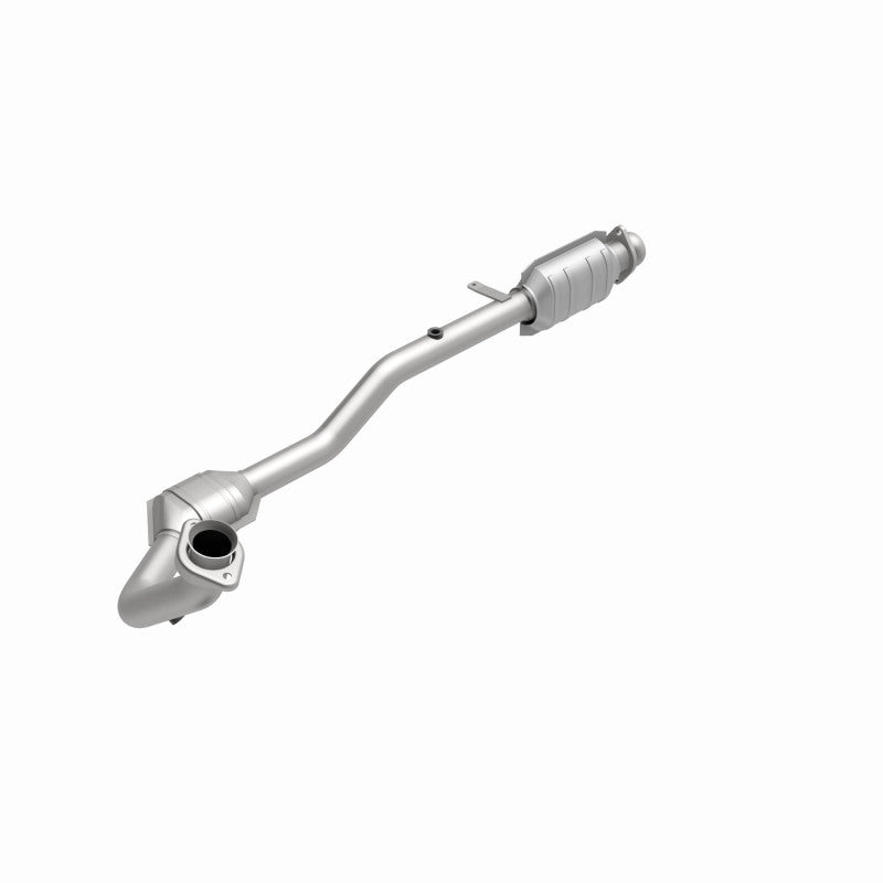 MagnaFlow OEM Grade Federal / EPA Compliant Direct-Fit Catalytic Converter 51088 360 Degree Image Set