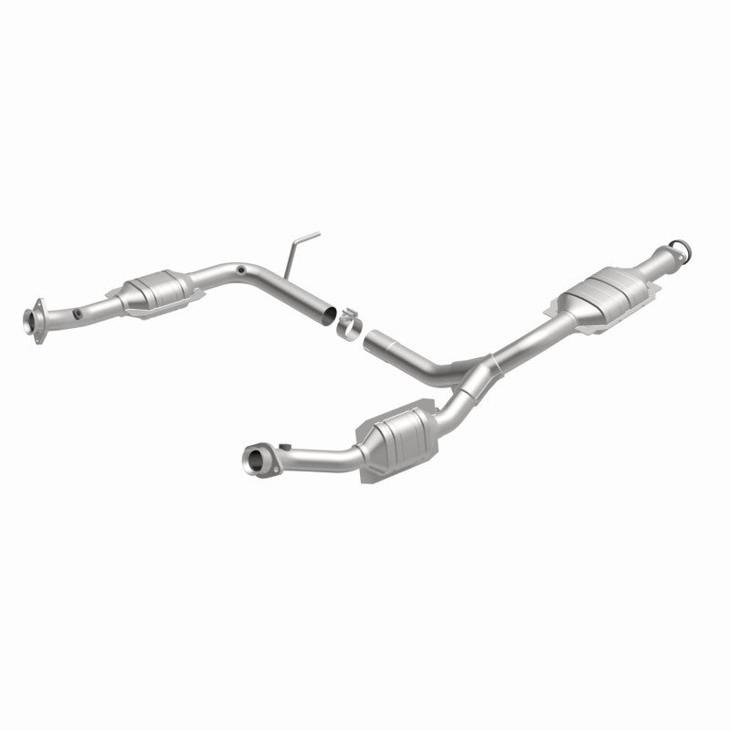 MagnaFlow HM Grade Federal / EPA Compliant Direct-Fit Catalytic Converter 93372 360 Degree Image Set