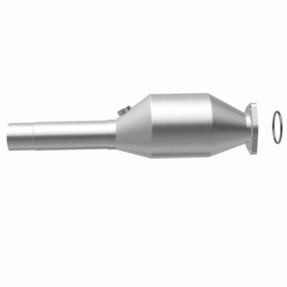 MagnaFlow Volkswagen California Grade CARB Compliant Direct-Fit Catalytic Converter 4481957 360 Degree Image Set