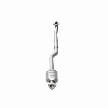 MagnaFlow Daewoo Leganza OEM Grade Federal / EPA Compliant Direct-Fit Catalytic Converter 51619 360 Degree Image Set