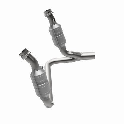 MagnaFlow Dodge Durango OEM Grade Federal / EPA Compliant Direct-Fit Catalytic Converter 51770 360 Degree Image Set