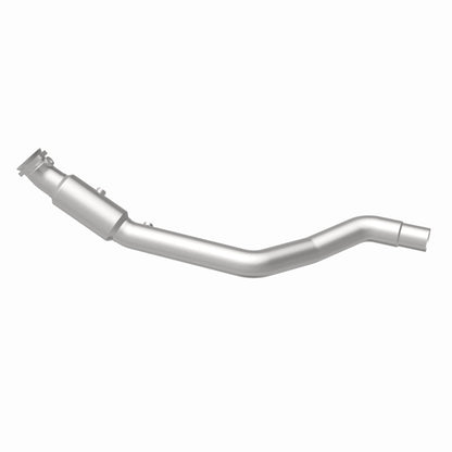 MagnaFlow OEM Grade Federal / EPA Compliant Direct-Fit Catalytic Converter 21-576 360 Degree Image Set