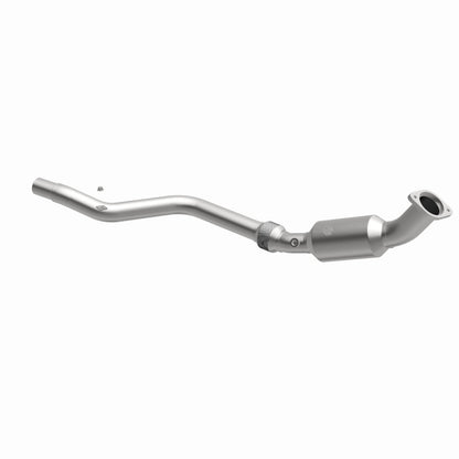 MagnaFlow HM Grade Federal / EPA Compliant Direct-Fit Catalytic Converter 26201 360 Degree Image Set