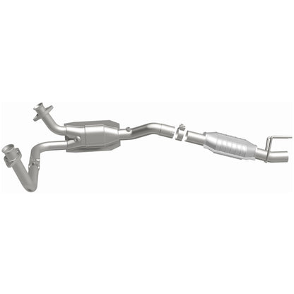 MagnaFlow Ford Standard Grade Federal / EPA Compliant Direct-Fit Catalytic Converter 93423 Photo - out of package