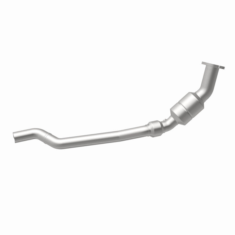 MagnaFlow OEM Grade Federal / EPA Compliant Direct-Fit Catalytic Converter 51585 360 Degree Image Set