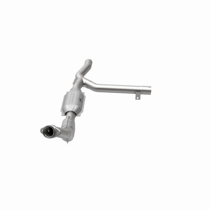 MagnaFlow Ford HM Grade Federal / EPA Compliant Direct-Fit Catalytic Converter 93153 360 Degree Image Set