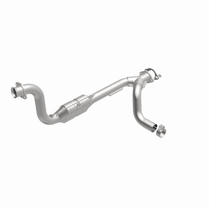 MagnaFlow OEM Grade Federal / EPA Compliant Direct-Fit Catalytic Converter 49652 360 Degree Image Set