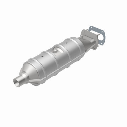 MagnaFlow Ford Standard Grade Federal / EPA Compliant Direct-Fit Catalytic Converter 55213 360 Degree Image Set