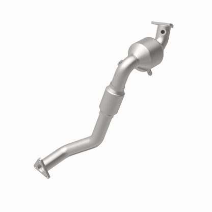 MagnaFlow OEM Grade Federal / EPA Compliant Direct-Fit Catalytic Converter 51947 360 Degree Image Set