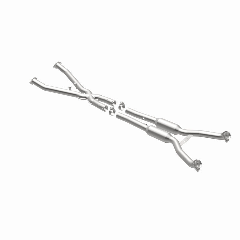 MagnaFlow Chevrolet Corvette OEM Grade Federal / EPA Compliant Direct-Fit Catalytic Converter 21-289 360 Degree Image Set