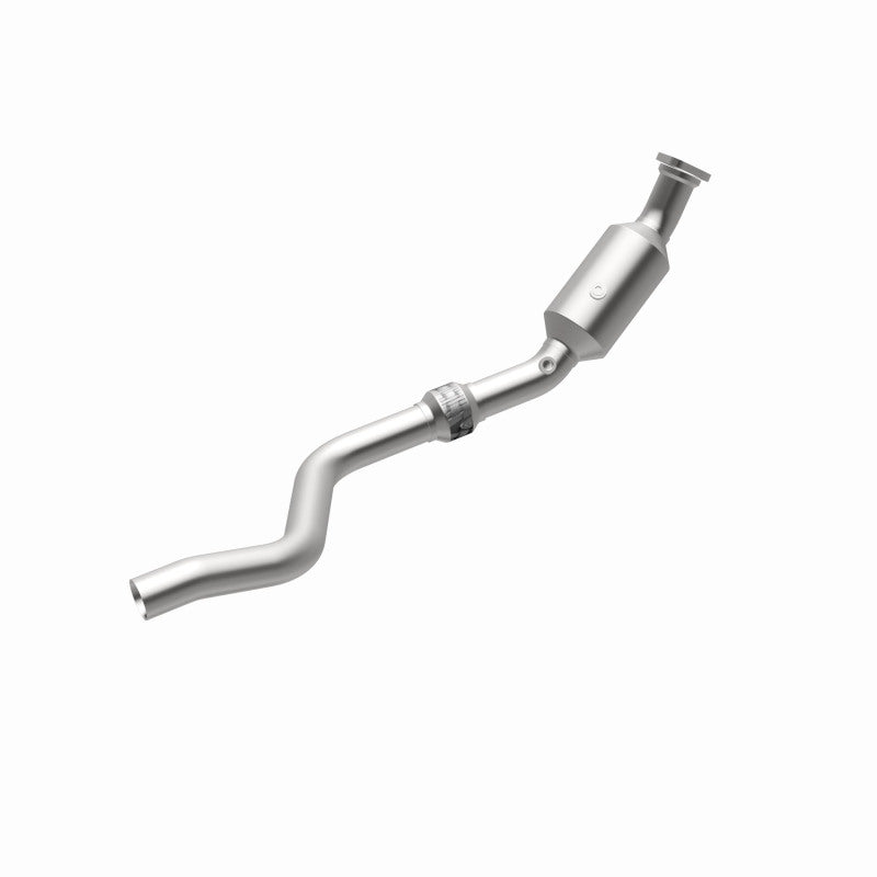 MagnaFlow California Grade CARB Compliant Direct-Fit Catalytic Converter 5561243 360 Degree Image Set