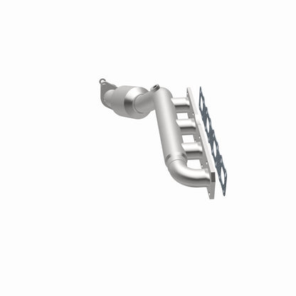 Magnaflow 2004 Nissan Titan 5.6L Direct Fit Converter 4583381 4583381 360 Degree Image Set