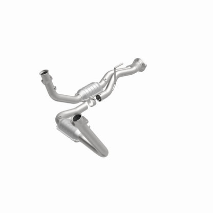 MagnaFlow Jeep OEM Grade Federal / EPA Compliant Direct-Fit Catalytic Converter 49687 360 Degree Image Set