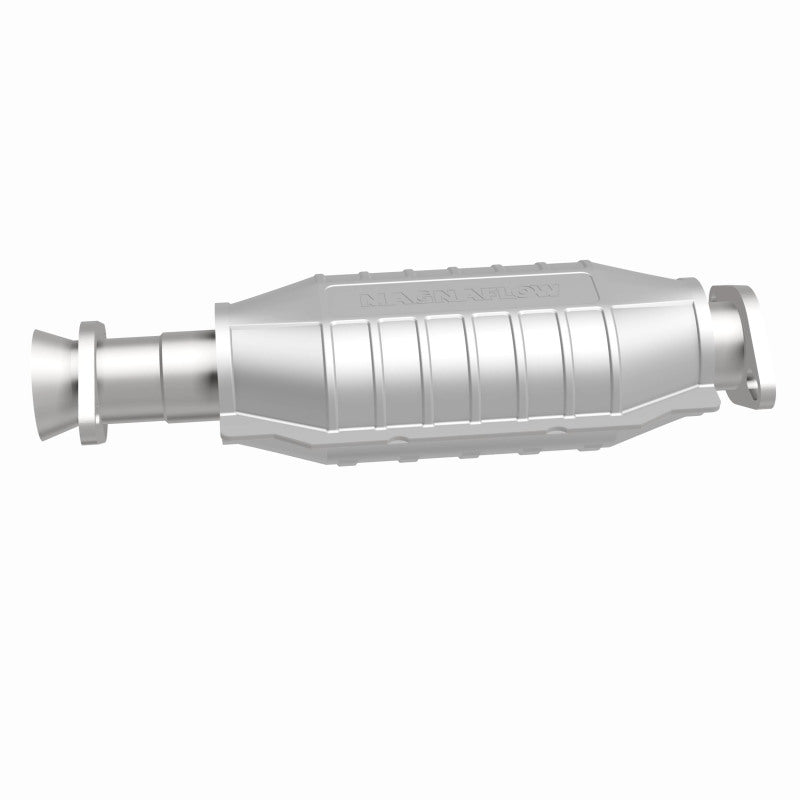MagnaFlow Mitsubishi Montero HM Grade Federal / EPA Compliant Direct-Fit Catalytic Converter 93286 360 Degree Image Set