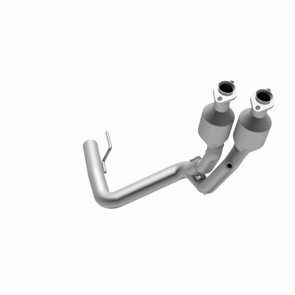 MagnaFlow Jeep Cherokee HM Grade Federal / EPA Compliant Direct-Fit Catalytic Converter 24997 360 Degree Image Set