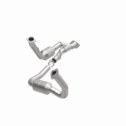 MagnaFlow Jeep OEM Grade Federal / EPA Compliant Direct-Fit Catalytic Converter 49709 360 Degree Image Set