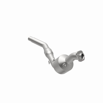MagnaFlow Land Rover Freelander OEM Grade Federal / EPA Compliant Direct-Fit Catalytic Converter 51877 360 Degree Image Set