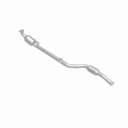MagnaFlow Mercedes-Benz GLK350 OEM Grade Federal / EPA Compliant Direct-Fit Catalytic Converter 21-439 360 Degree Image Set
