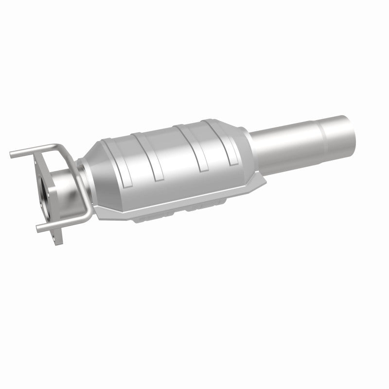 MagnaFlow Saturn Standard Grade Federal / EPA Compliant Direct-Fit Catalytic Converter 23448 360 Degree Image Set