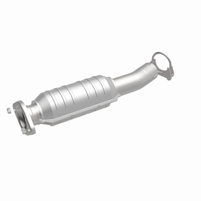 MagnaFlow Toyota Sienna OEM Grade Federal / EPA Compliant Direct-Fit Catalytic Converter 49099 360 Degree Image Set