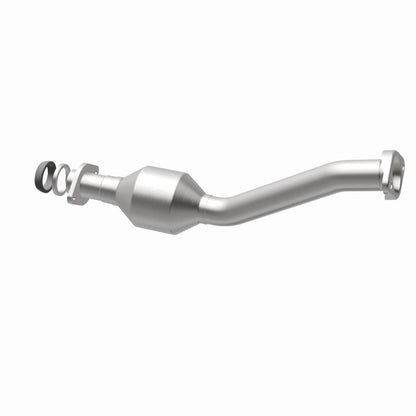 MagnaFlow Nissan Juke California Grade CARB Compliant Direct-Fit Catalytic Converter 557110 360 Degree Image Set
