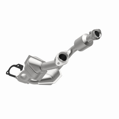 MagnaFlow HM Grade Federal / EPA Compliant Direct-Fit Catalytic Converter 93168 360 Degree Image Set