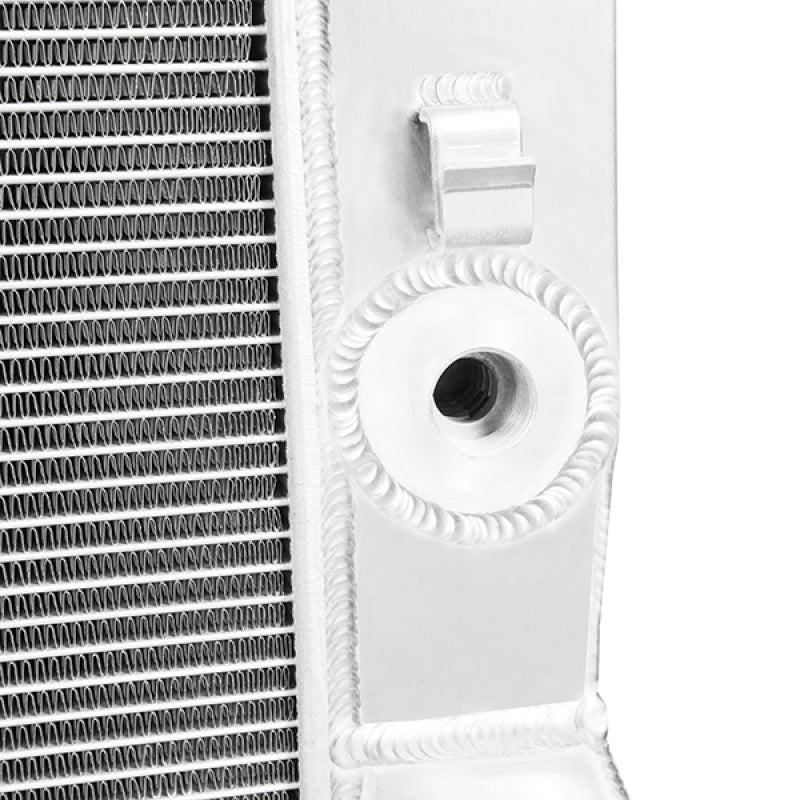 Mishimoto Aluminum Radiator - 2011+ Chevrolet/GMC 6.6L Duramax MMRAD-DMAX-11 User 3