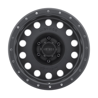Method Race Wheels MR307 Hole Wheel Matte Black 17x8.5 0 6x5.5 MR30778560500 Photo - Close Up