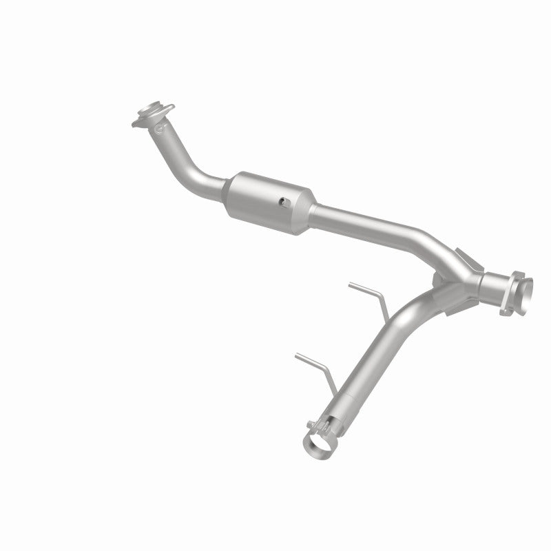 MagnaFlow Lincoln Navigator California Grade CARB Compliant Direct-Fit Catalytic Converter 4451165 360 Degree Image Set