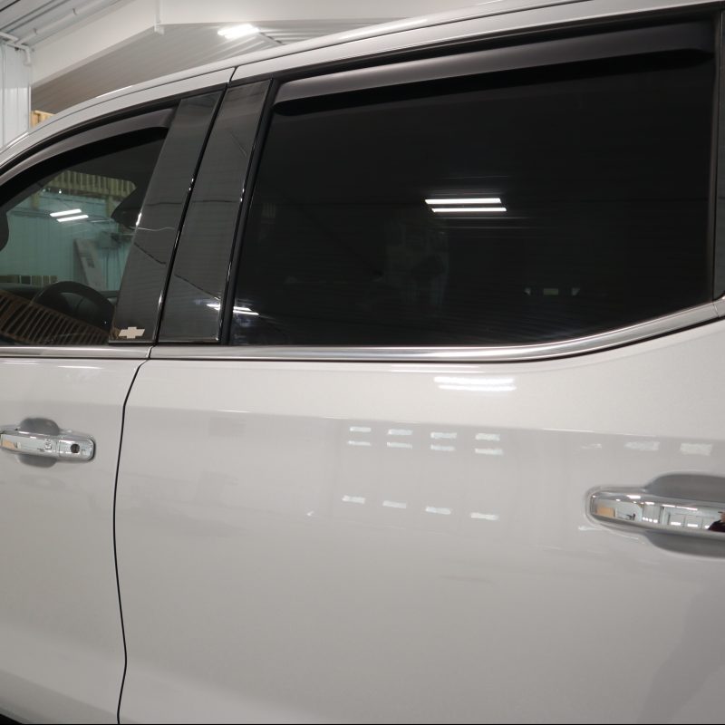 Putco 2020 Chevy Silv HD 2500/3500 - Chevrolet Bow Tie Etching (6pcs) Black Platinum Pillar Posts 402671BPGM-1 402671BPGM-1 Photo - Primary