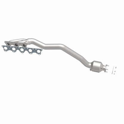 MagnaFlow Audi S6 OEM Grade Federal / EPA Compliant Manifold Catalytic Converter 51180 360 Degree Image Set